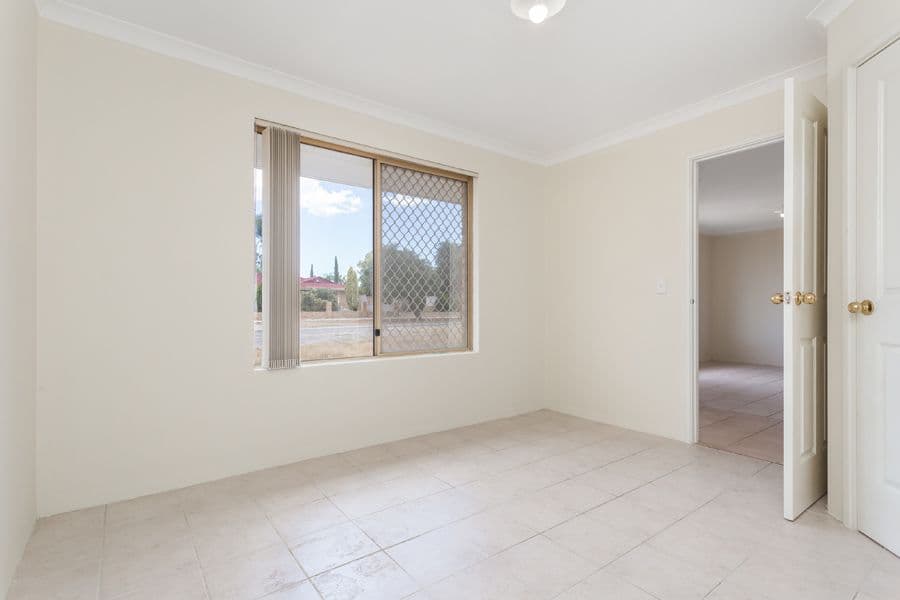 112 Amazon Drive, Beechboro WA 6063, Beechboro - Thumbnail 3