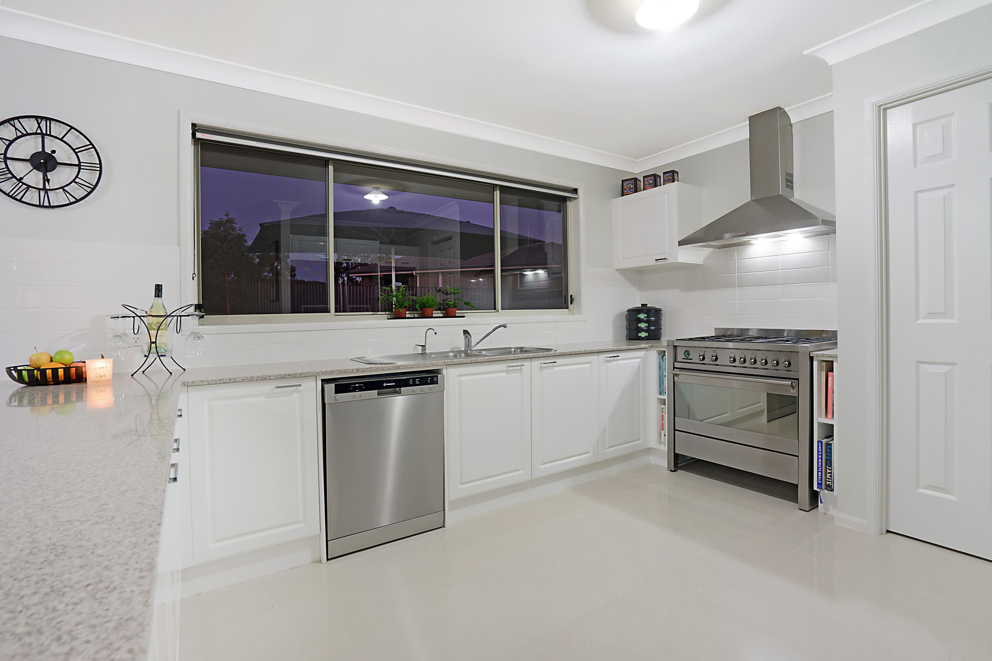 2 Susan Place, Raworth - Thumbnail 6