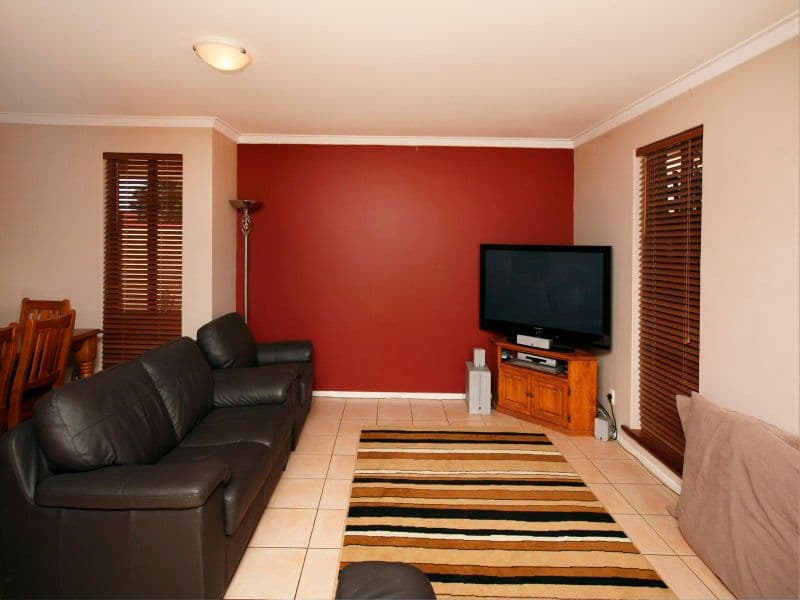 198 Morley Drive East, EDEN HILL WA 6054, Eden Hill - Thumbnail 2