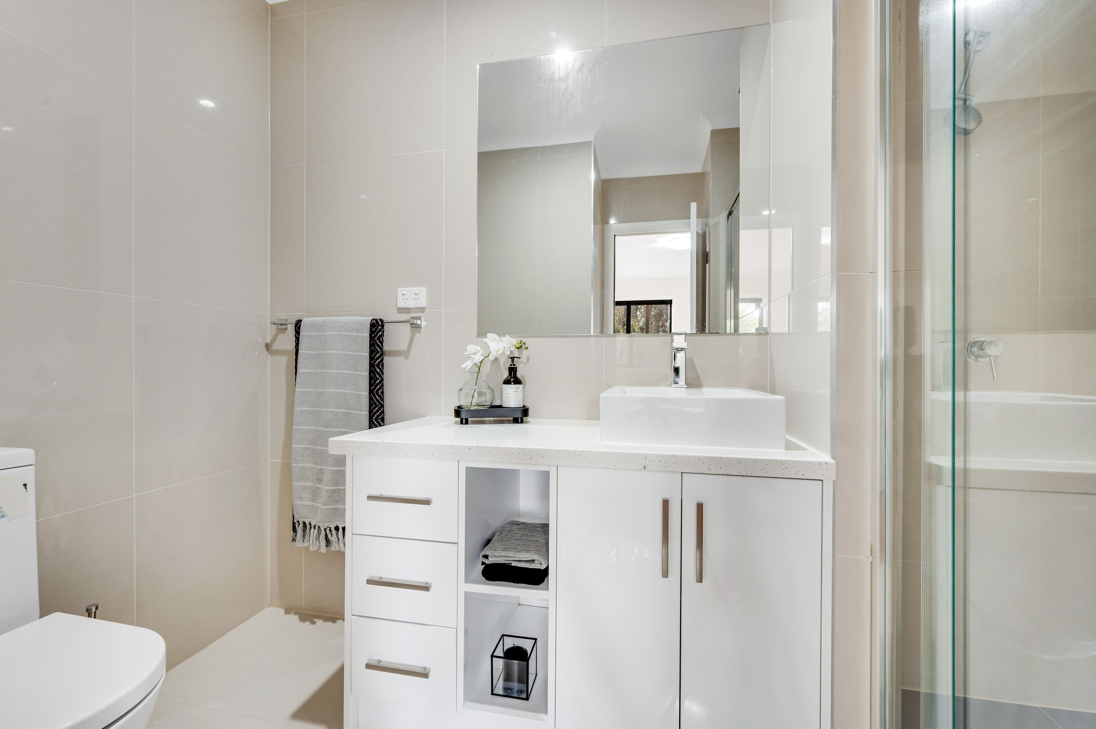 354 Grand Boulevard, Craigieburn VIC 3064, Craigieburn - Thumbnail 4