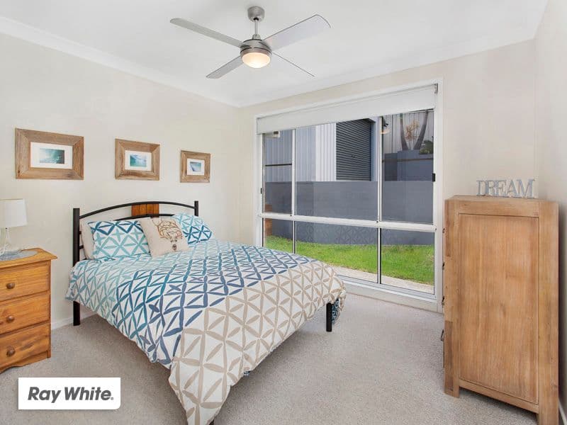 13 Henry Parkes Drive, Kiama Downs - Thumbnail 7