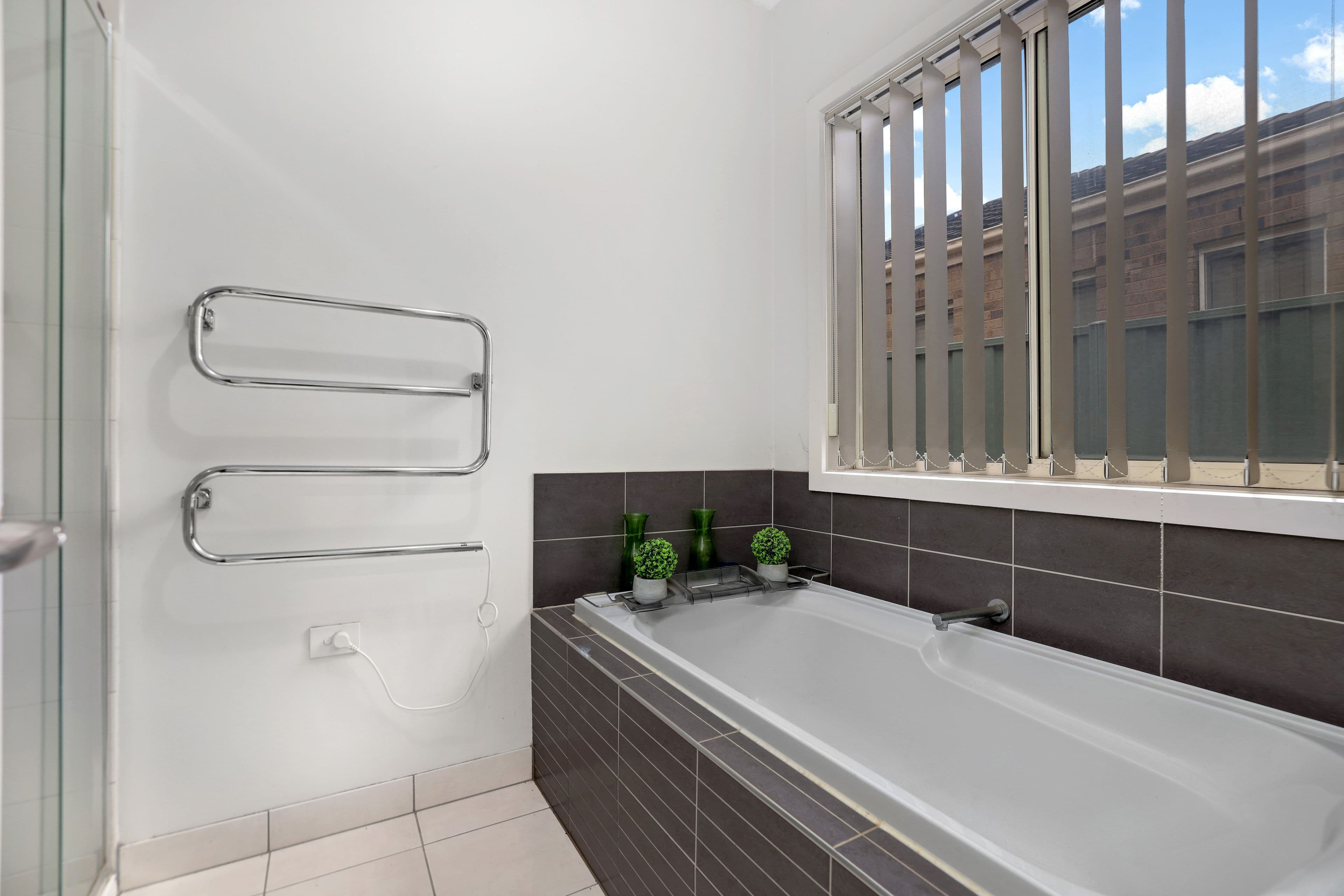 77 Botanical Drive, Caroline Springs VIC 3023, Caroline Springs - Thumbnail 6