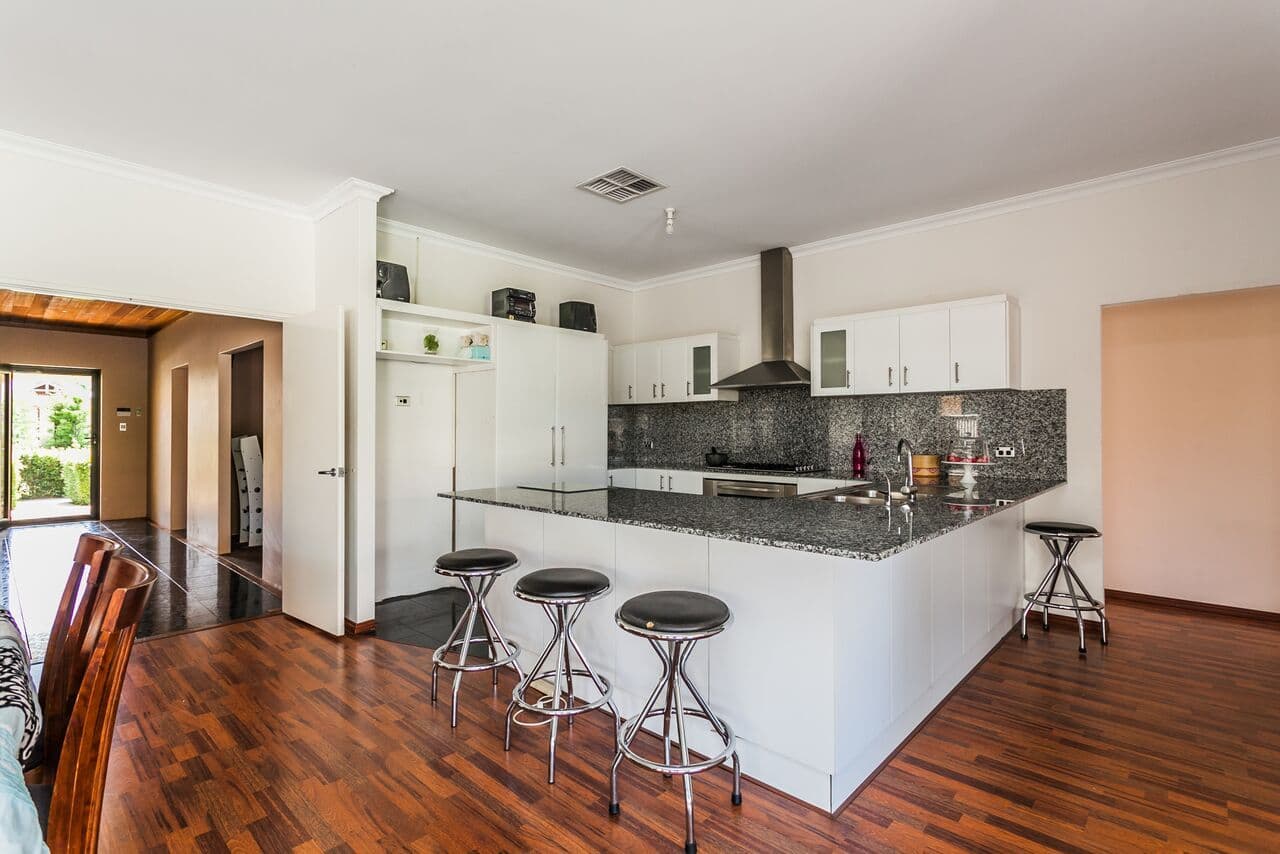 15 Bundera Road, Southern River WA 6110, Southern River - Thumbnail 3