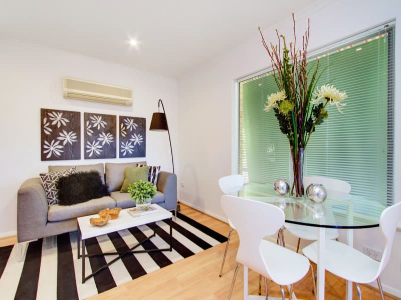 1/90 Rowe Avenue, Northfield - Image 1