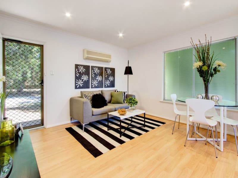 1/90 Rowe Avenue, Northfield - Thumbnail 2