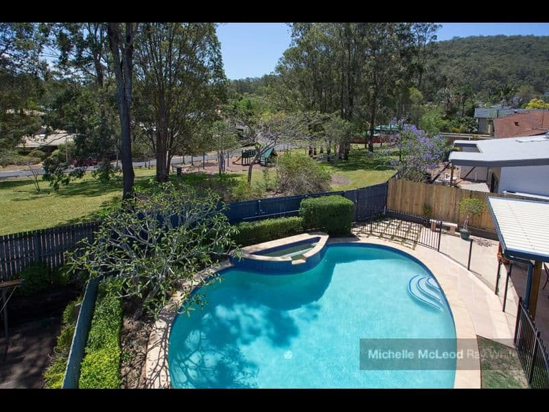 51 Matingara Street, Chapel Hill QLD 4069, Chapel Hill - Thumbnail 2