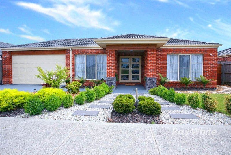 52 Ferndown Drive, CRANBOURNE VIC 3977, Cranbourne - Thumbnail 2