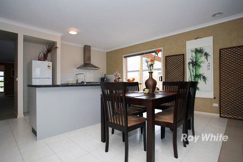 52 Ferndown Drive, CRANBOURNE VIC 3977, Cranbourne - Thumbnail 6