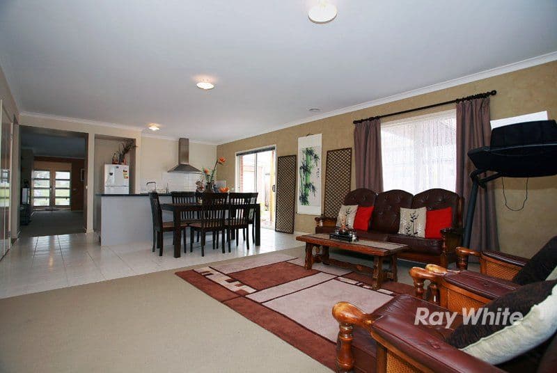 52 Ferndown Drive, CRANBOURNE VIC 3977, Cranbourne - Thumbnail 8