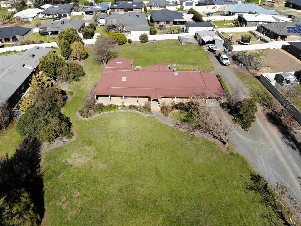 60 Currawong Road, Tumut - Thumbnail 3