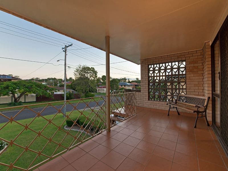 10 Williams Street, REDCLIFFE QLD 4020, Redcliffe - Thumbnail 4