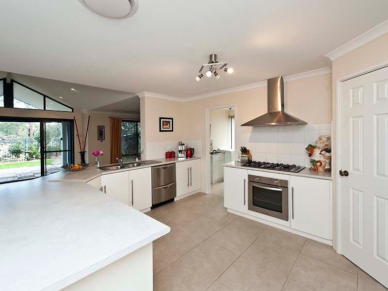 11 Smithers Parkway, BALDIVIS WA 6171, Baldivis - Thumbnail 2