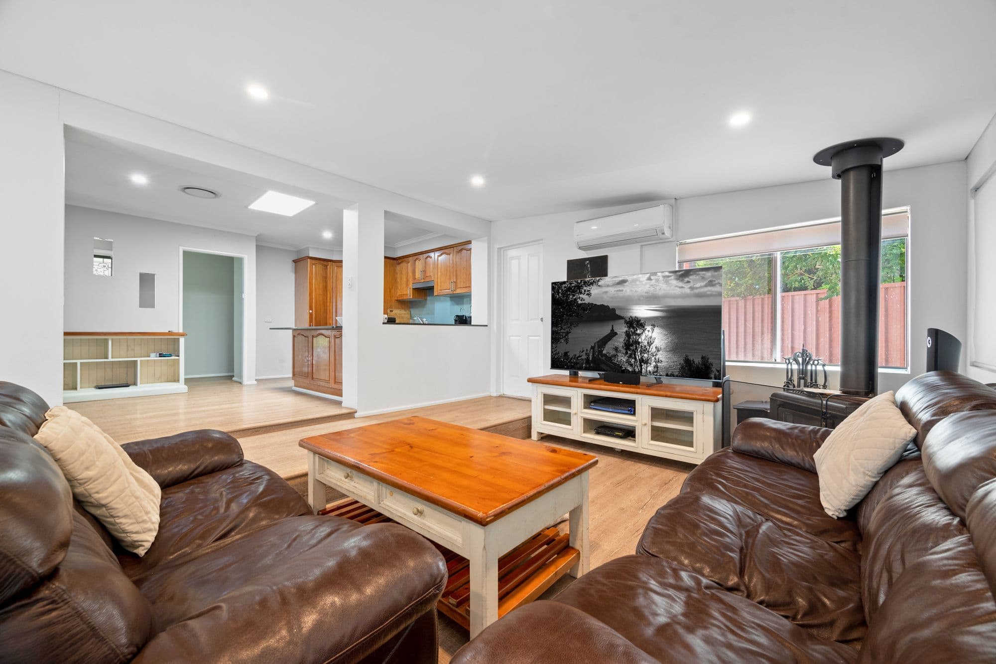 31 Trobriand Crescent, Glenfield NSW 2167, Glenfield - Thumbnail 3