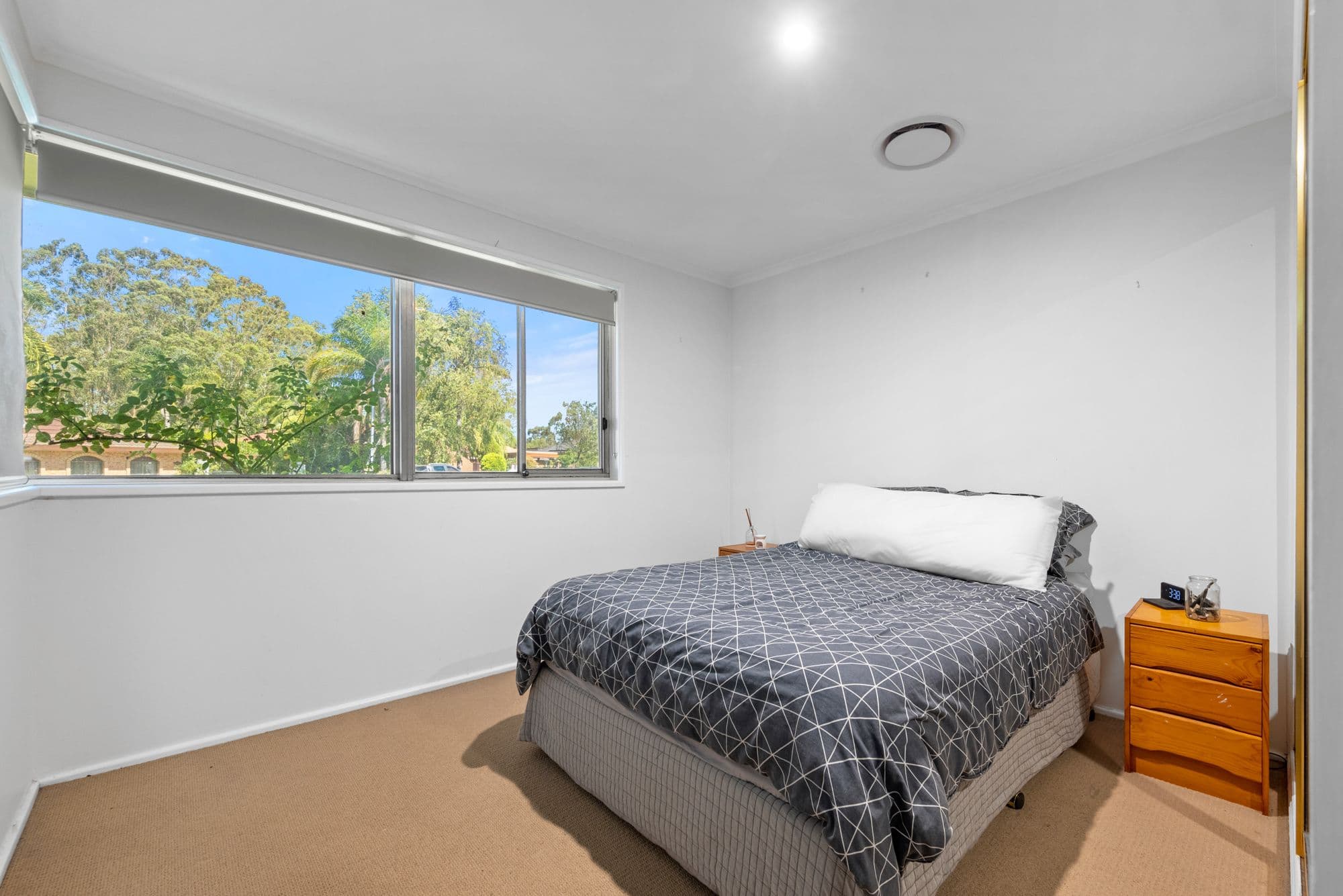 31 Trobriand Crescent, Glenfield NSW 2167, Glenfield - Thumbnail 6