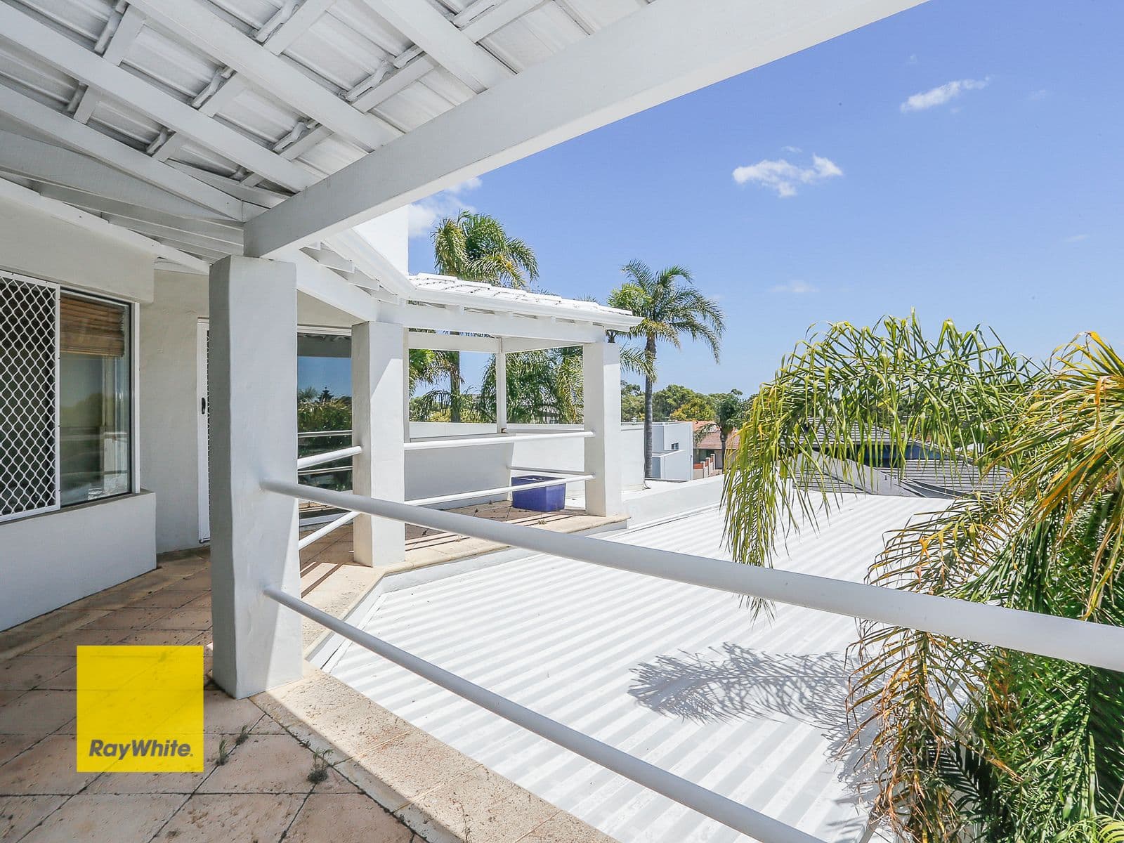 4 Woolwich Close, Kallaroo WA 6025, Kallaroo - Thumbnail 3