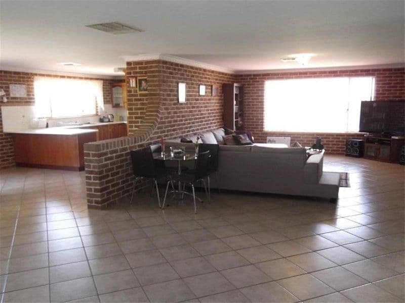 13 Grevillea Close, COWRA NSW 2794, Cowra - Thumbnail 4