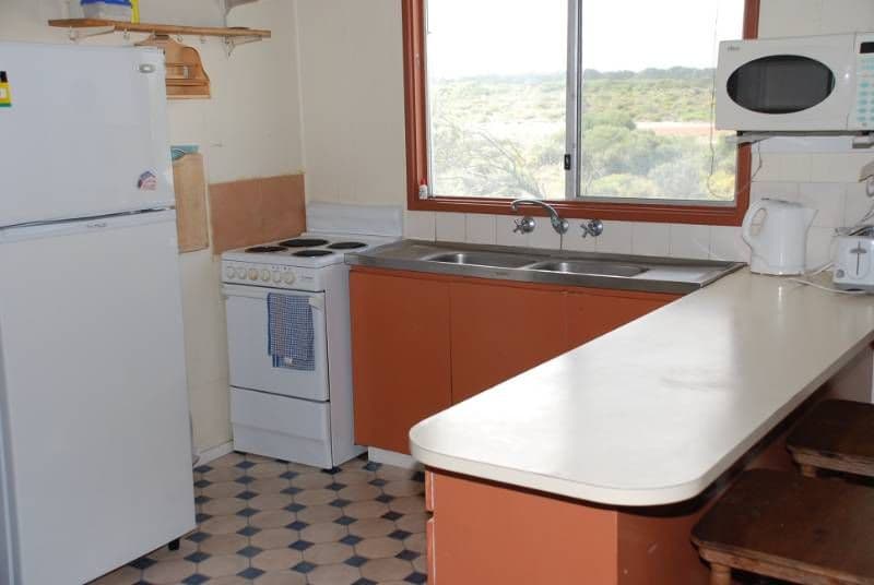 41 Ward Street, JURIEN BAY WA 6516, Jurien Bay - Thumbnail 2