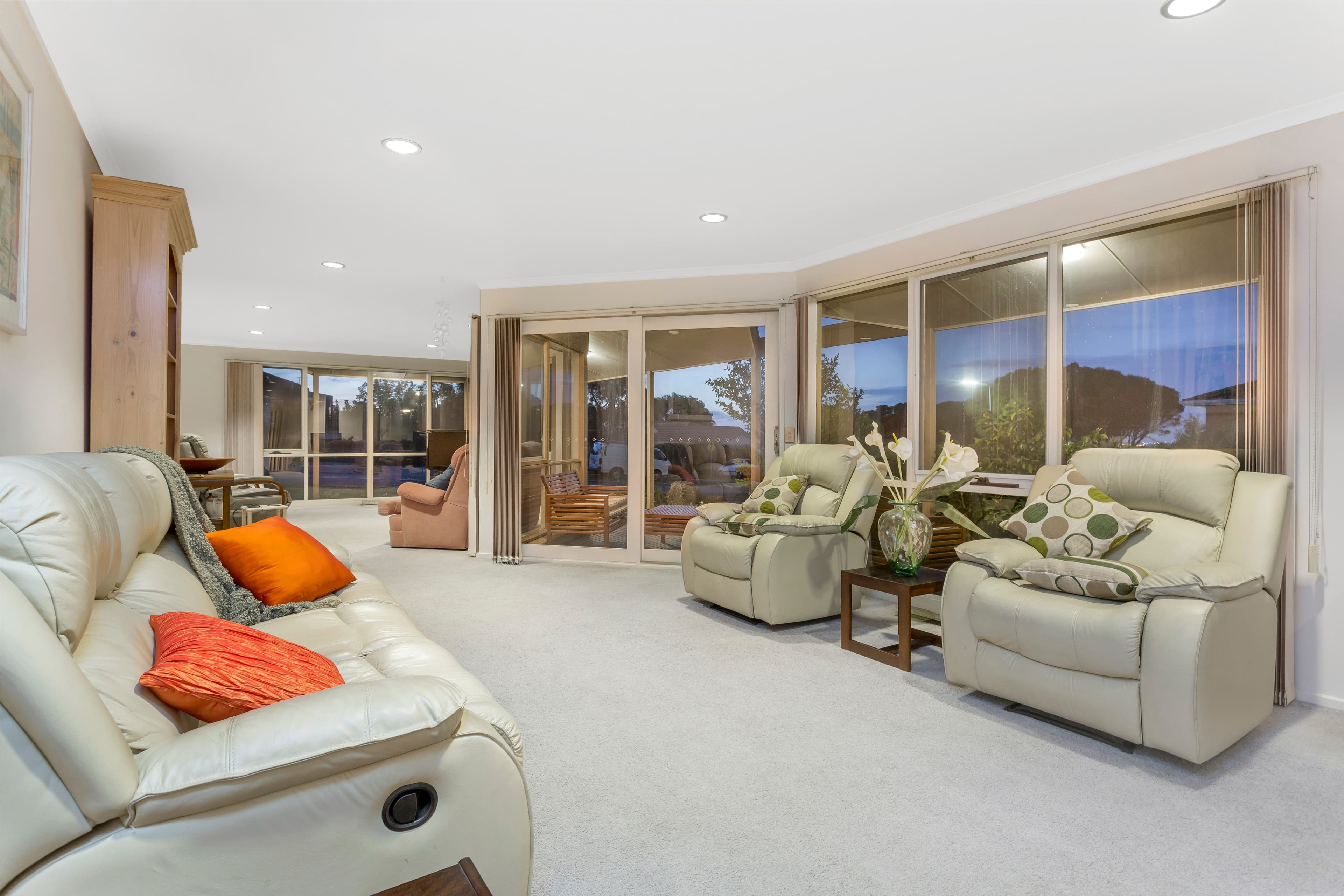 35 Willow Road, Frankston VIC 3199, Frankston - Thumbnail 3