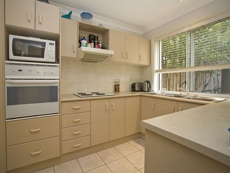 18  Oakwood Way, MENAI NSW 2234, Menai - Thumbnail 2