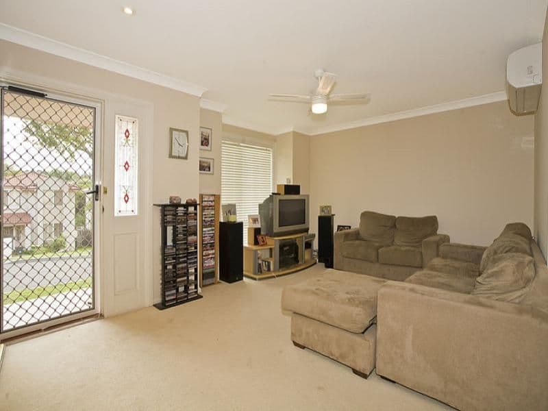 18  Oakwood Way, MENAI NSW 2234, Menai - Thumbnail 3