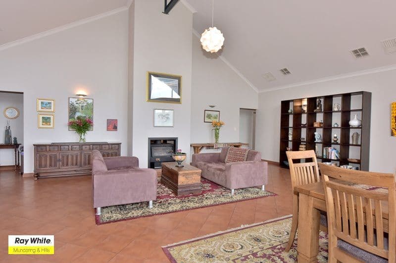 115 Reen Road, Gidgegannup WA 6083, Gidgegannup - Thumbnail 5