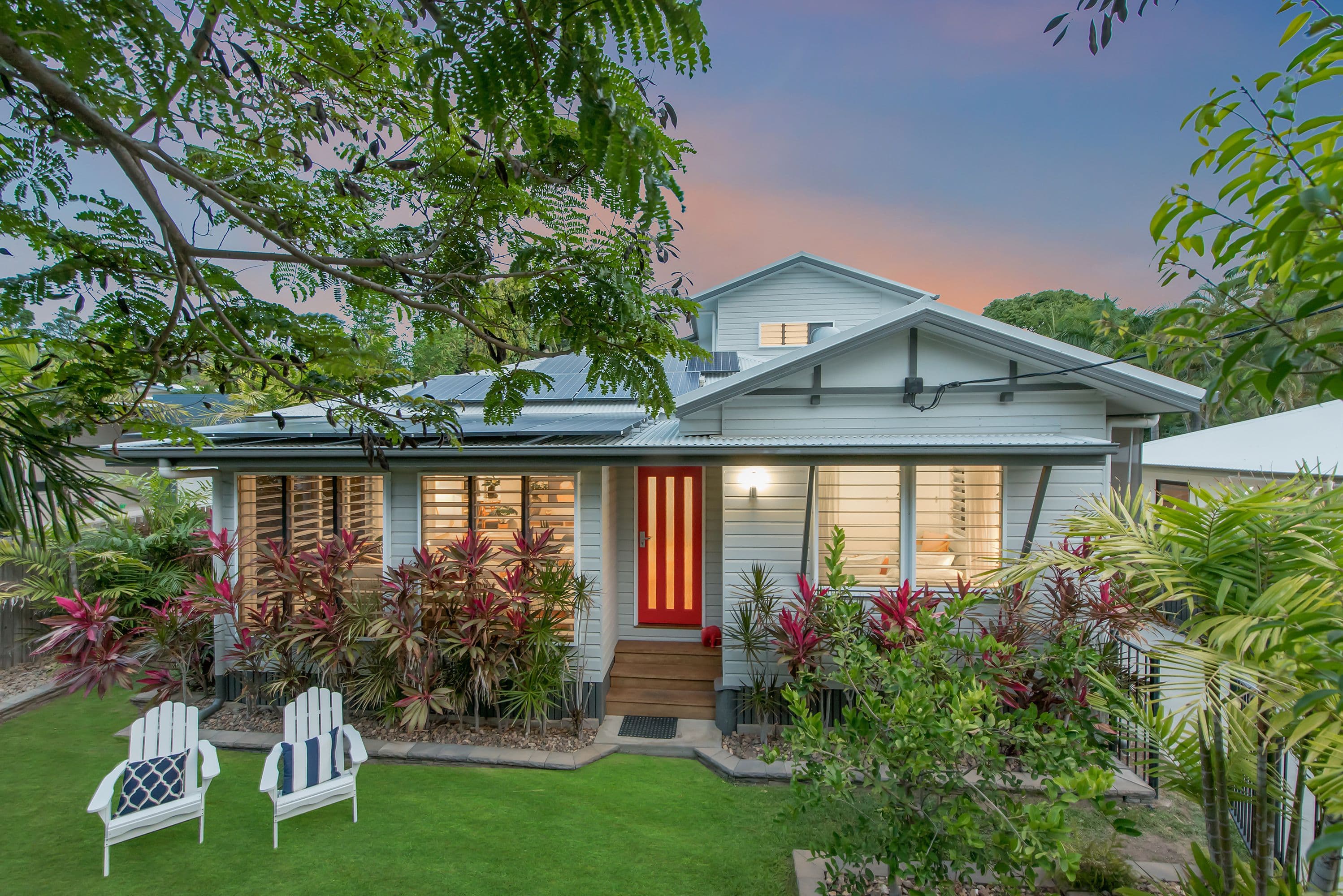 9 Parry Street, Belgian Gardens QLD 4810, Belgian Gardens - Thumbnail 2