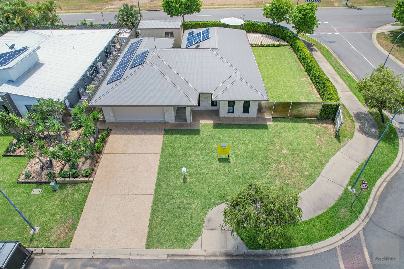 2 Red Emperor Way, Lammermoor QLD 4703, Lammermoor - Thumbnail 2