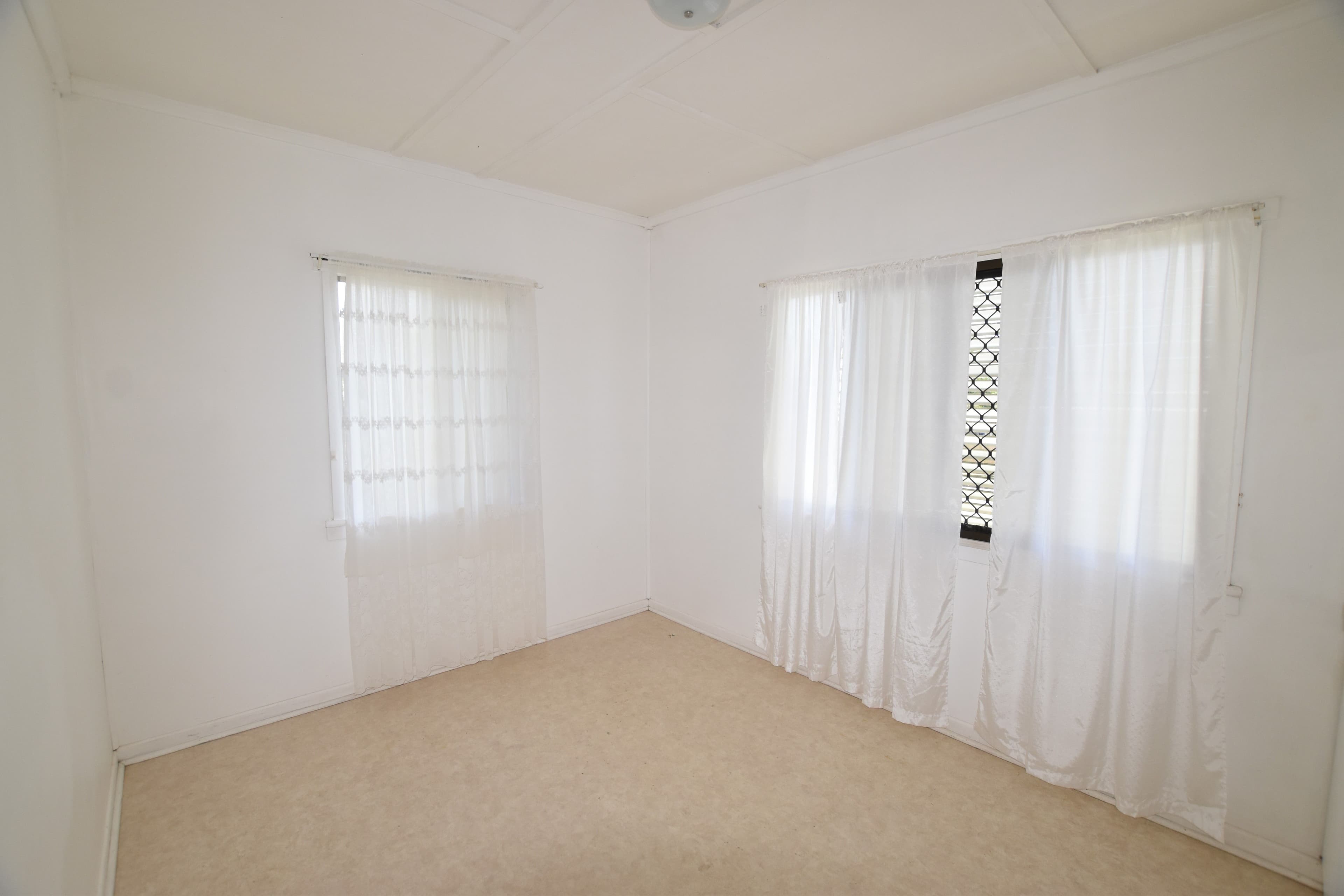 105 Barney Street, Barney Point QLD 4680, Barney Point - Thumbnail 6