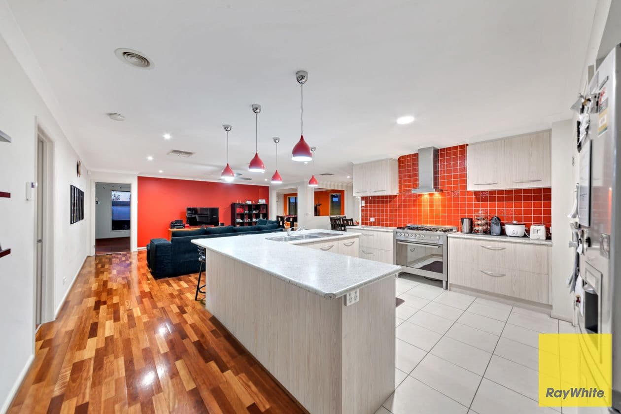 45 Cuthbert Avenue, Truganina VIC 3029, Truganina - Thumbnail 3