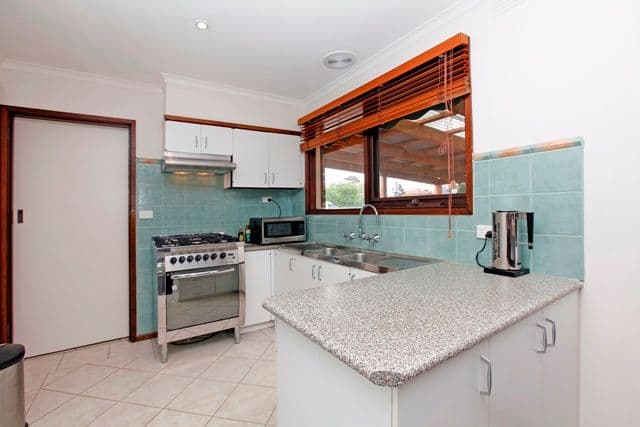 2 Marie Close, TULLAMARINE VIC 3043, Tullamarine - Thumbnail 6