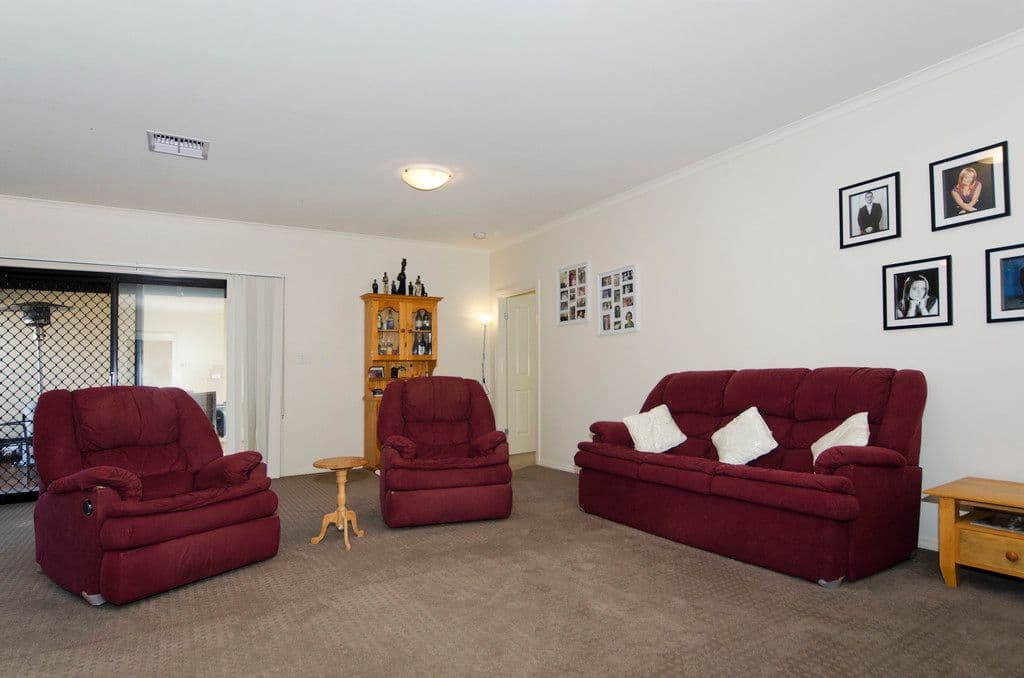 25 Selway Terrace, O'SULLIVAN BEACH SA 5166, O'Sullivan Beach - Thumbnail 3