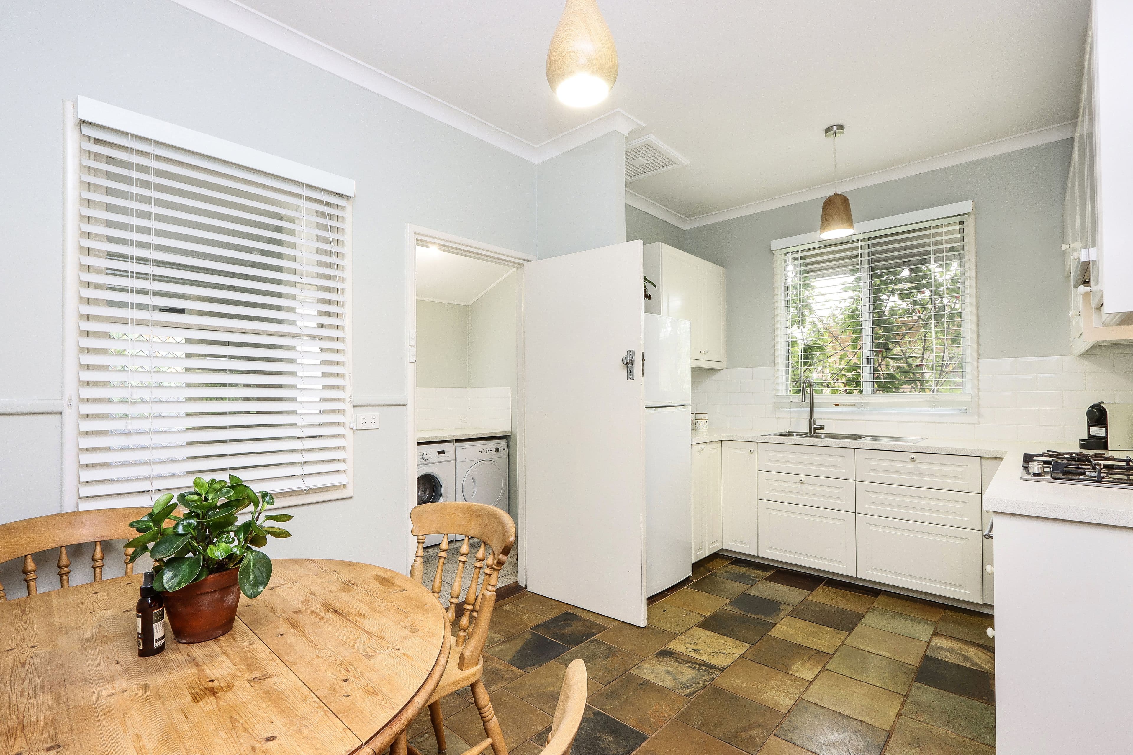 16 Abbott Way, Wilson WA 6107, Wilson - Thumbnail 6