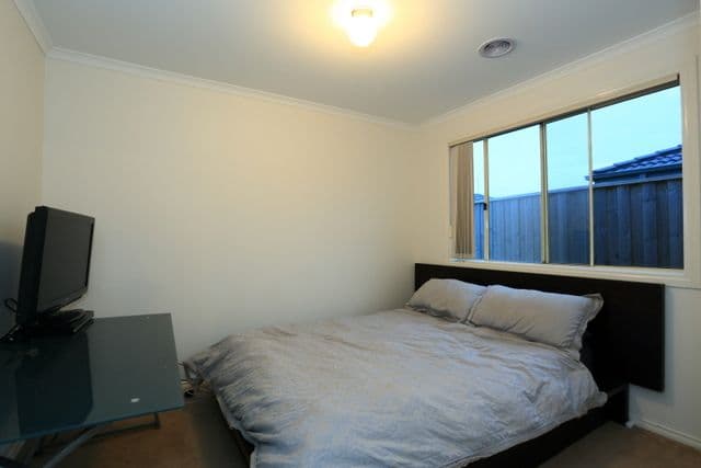 35 Syme Road, PAKENHAM VIC 3810, Pakenham - Thumbnail 6