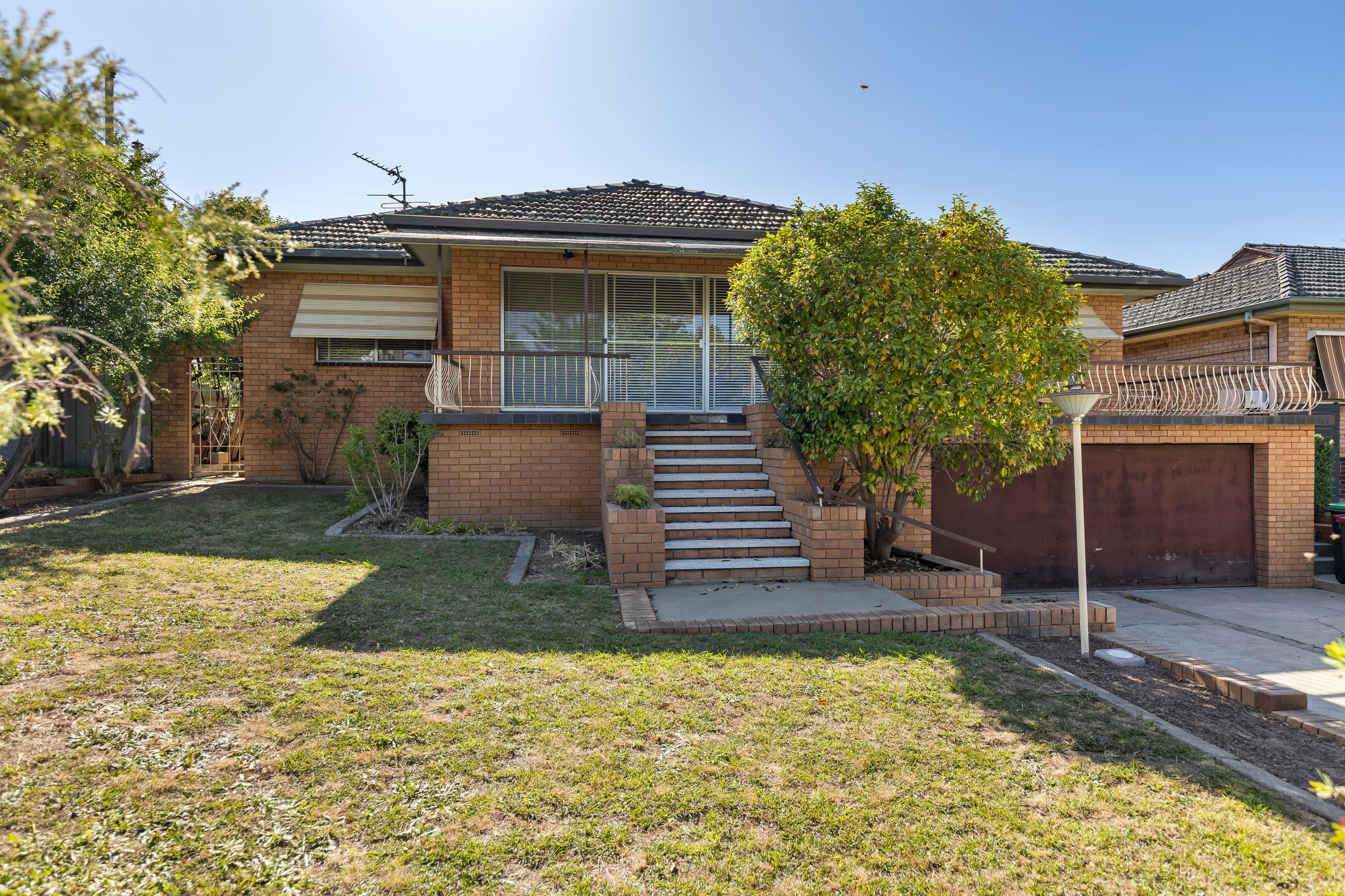 16 White Avenue, Kooringal NSW 2650, Kooringal - Image 1