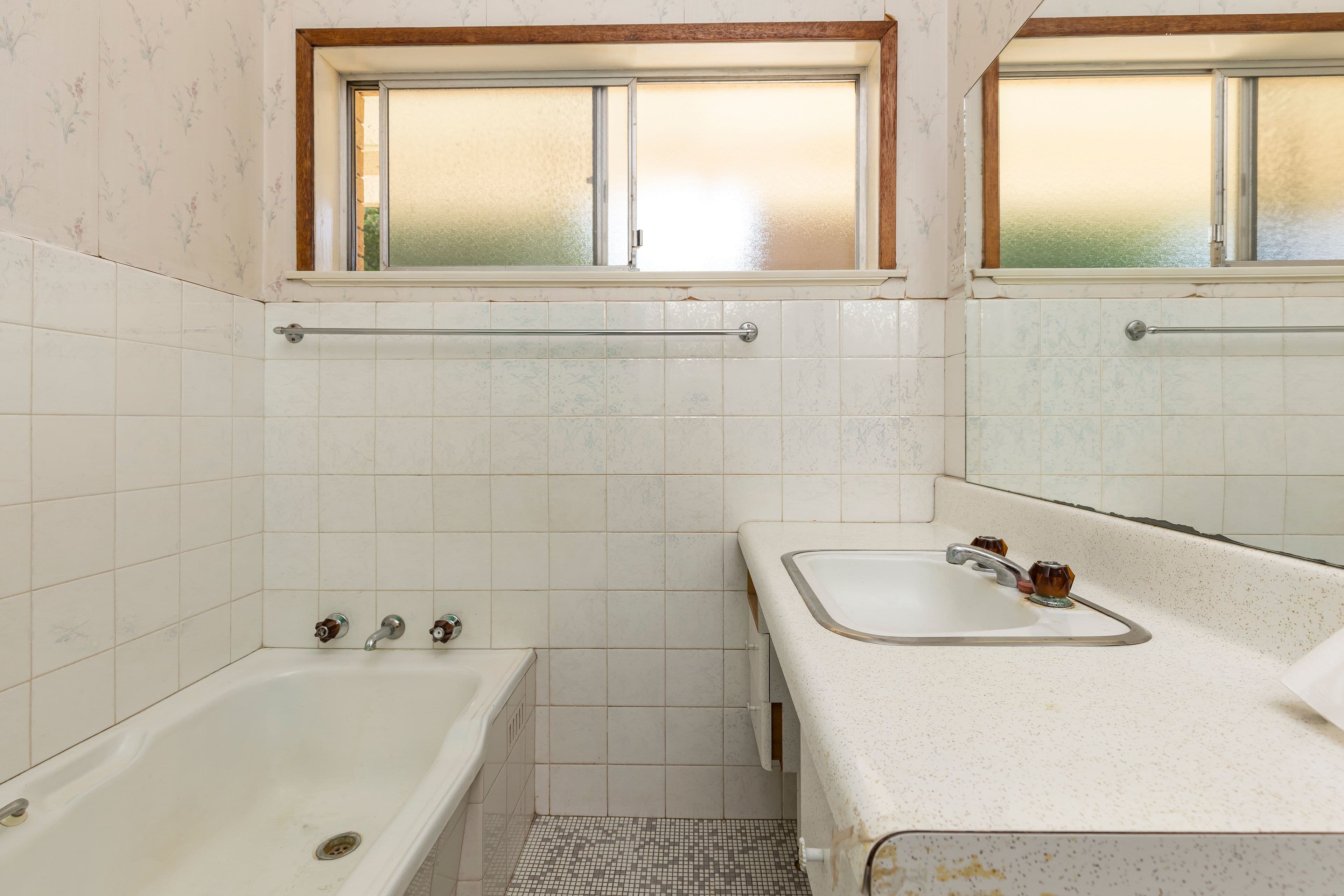 16 White Avenue, Kooringal NSW 2650, Kooringal - Thumbnail 7