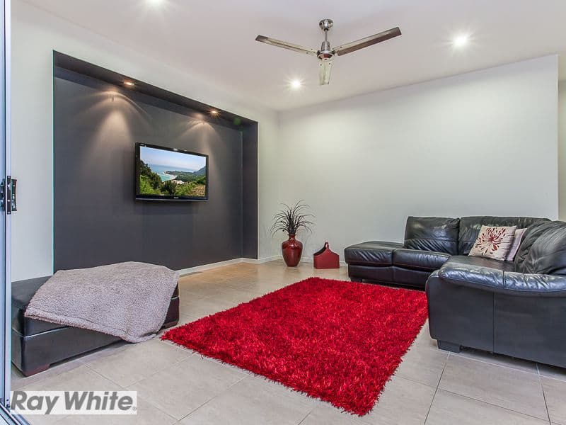 8 Enright Place, NORTH LAKES QLD 4509, North Lakes - Thumbnail 6