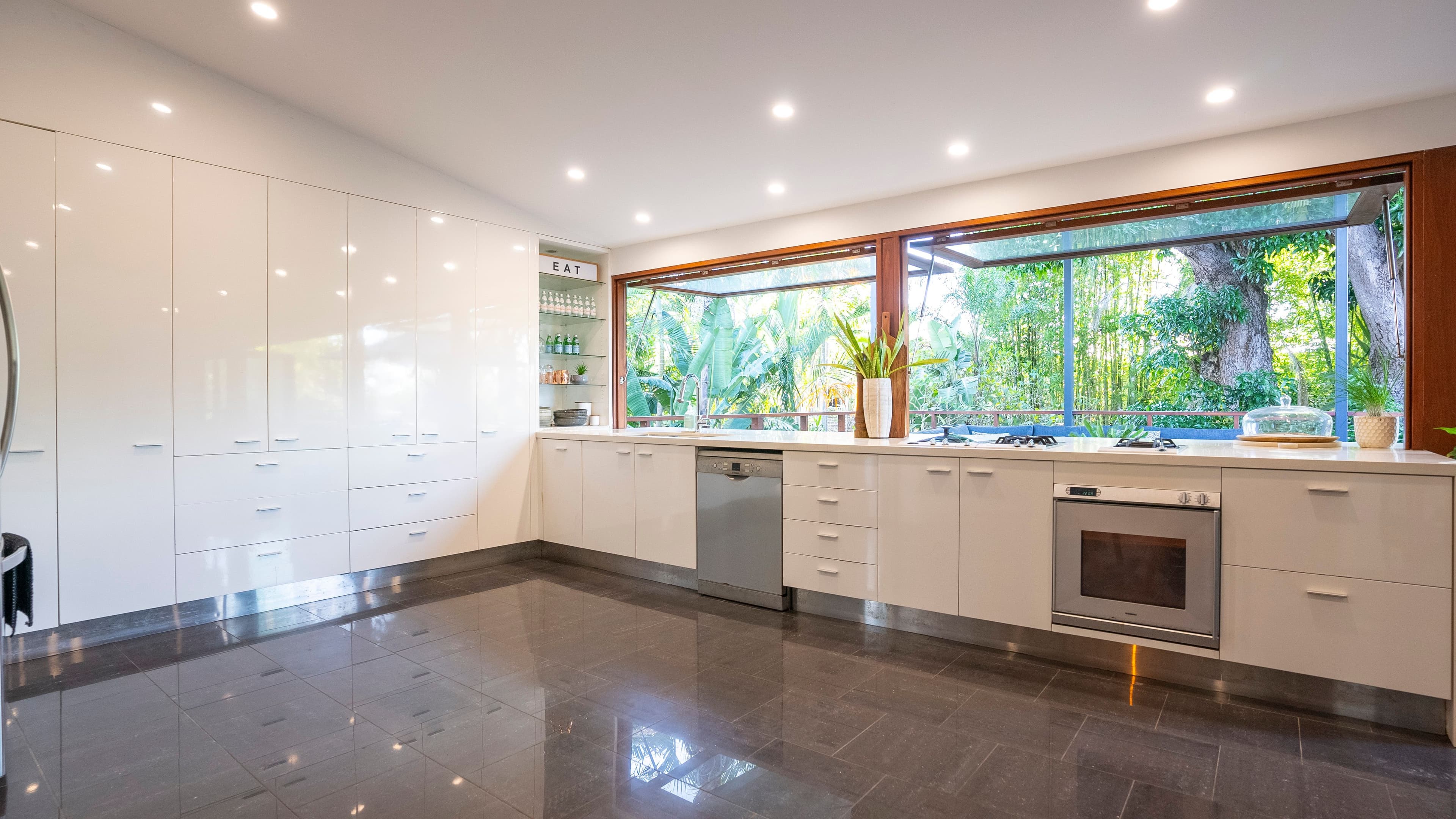30 Hockings Street, Clayfield QLD 4011, Clayfield - Thumbnail 5