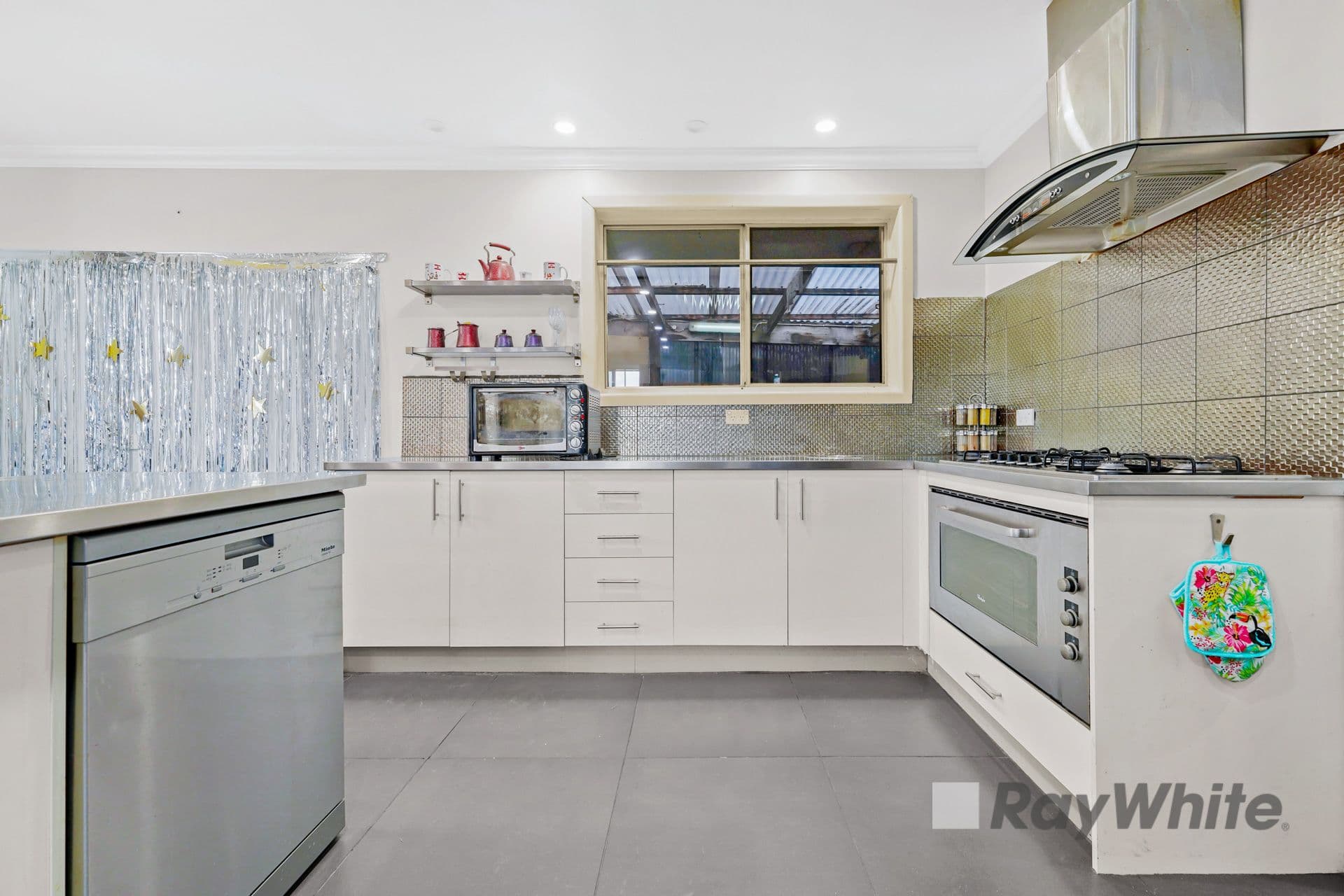 1 Torana Court, Doveton VIC 3177, Doveton - Thumbnail 4