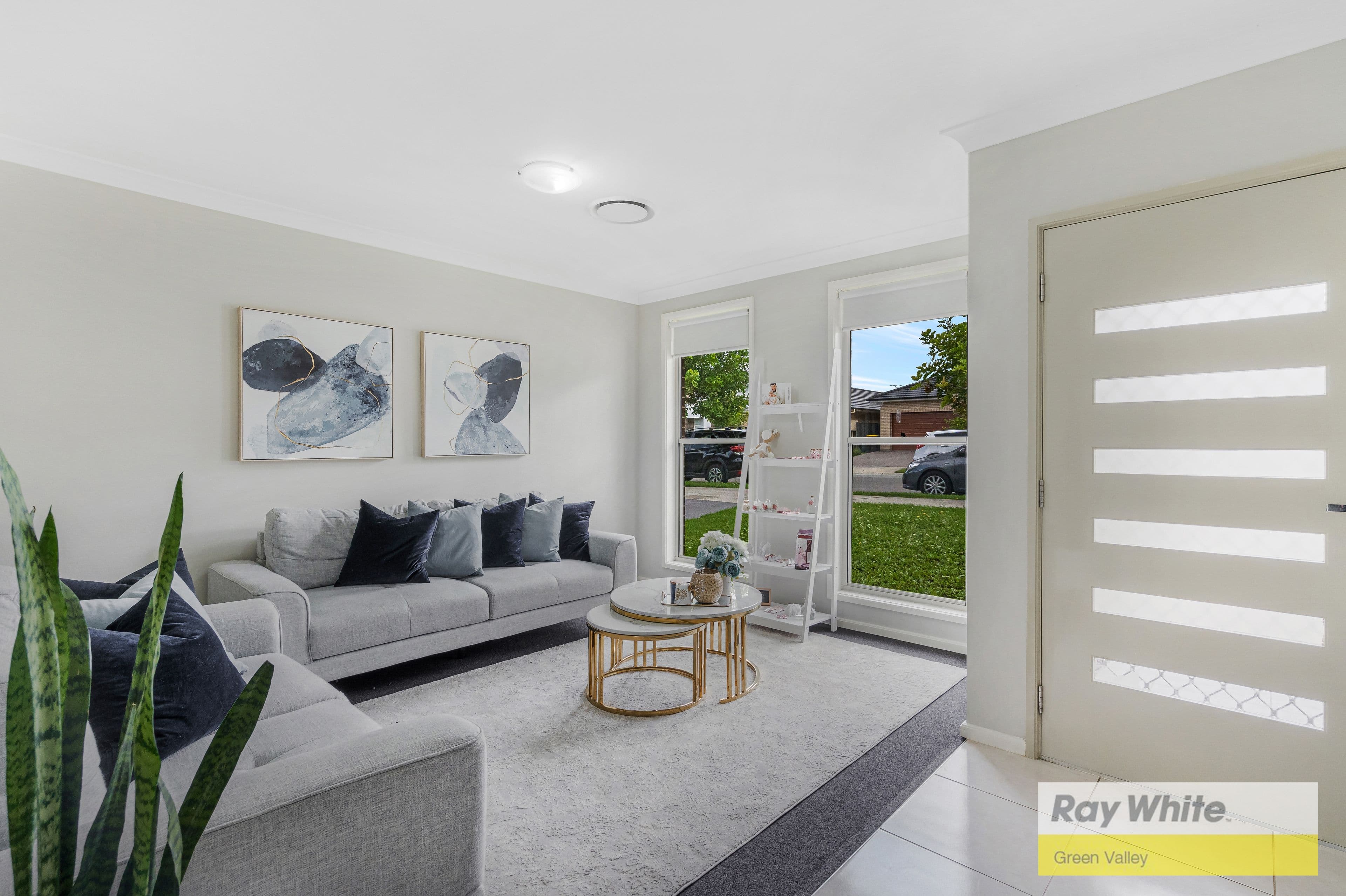 30 Southern Close, Drouin, Edmondson Park - Thumbnail 3