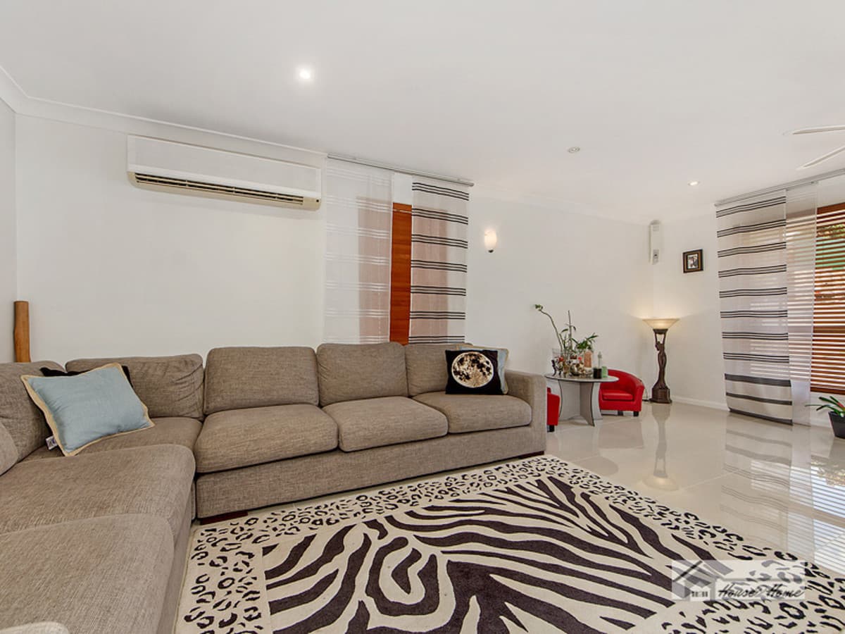 26 Pineneedle Court, Oxenford QLD 4210, Oxenford - Thumbnail 5