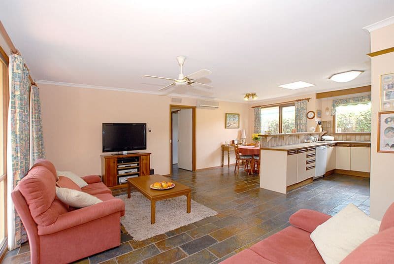 10  Stockmans Drive, VERMONT SOUTH VIC 3133, Vermont South - Thumbnail 3