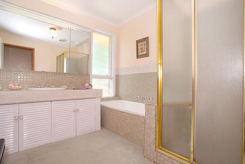 10  Stockmans Drive, VERMONT SOUTH VIC 3133, Vermont South - Thumbnail 4
