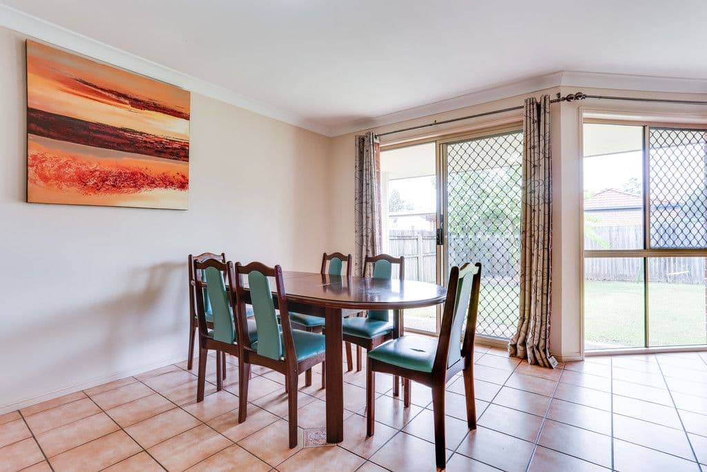 6 Kew Close, FOREST LAKE QLD 4078, Forest Lake - Thumbnail 4