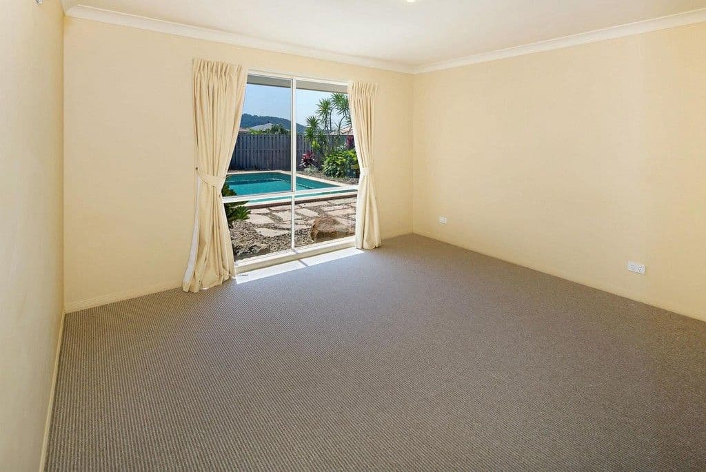 16 Beerwah Street, PACIFIC PINES QLD 4211, Pacific Pines - Thumbnail 3
