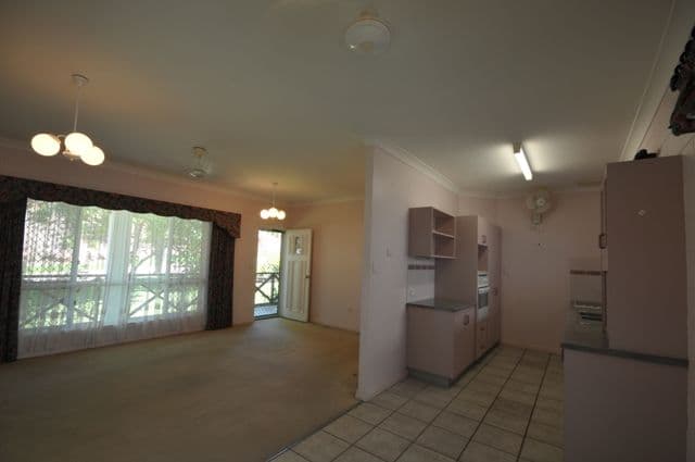 8 Blue Ridge Avenue, WULGURU QLD 4811, Wulguru - Thumbnail 4