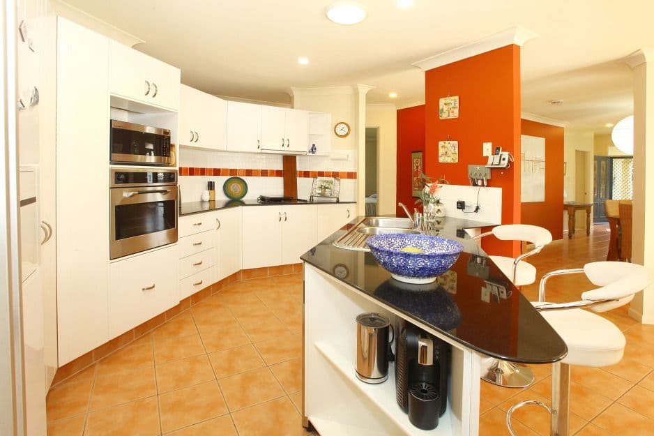 30 Ellis Drive, Mudgeeraba QLD 4213, Mudgeeraba - Thumbnail 4