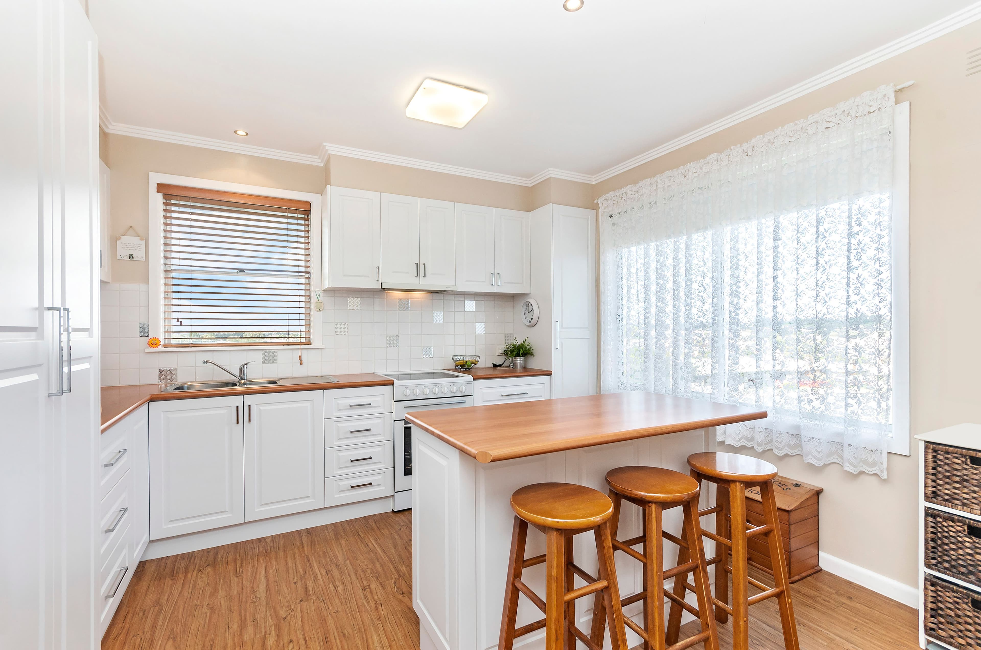 2 Hoddle Street, Warrnambool VIC 3280, Warrnambool - Thumbnail 2
