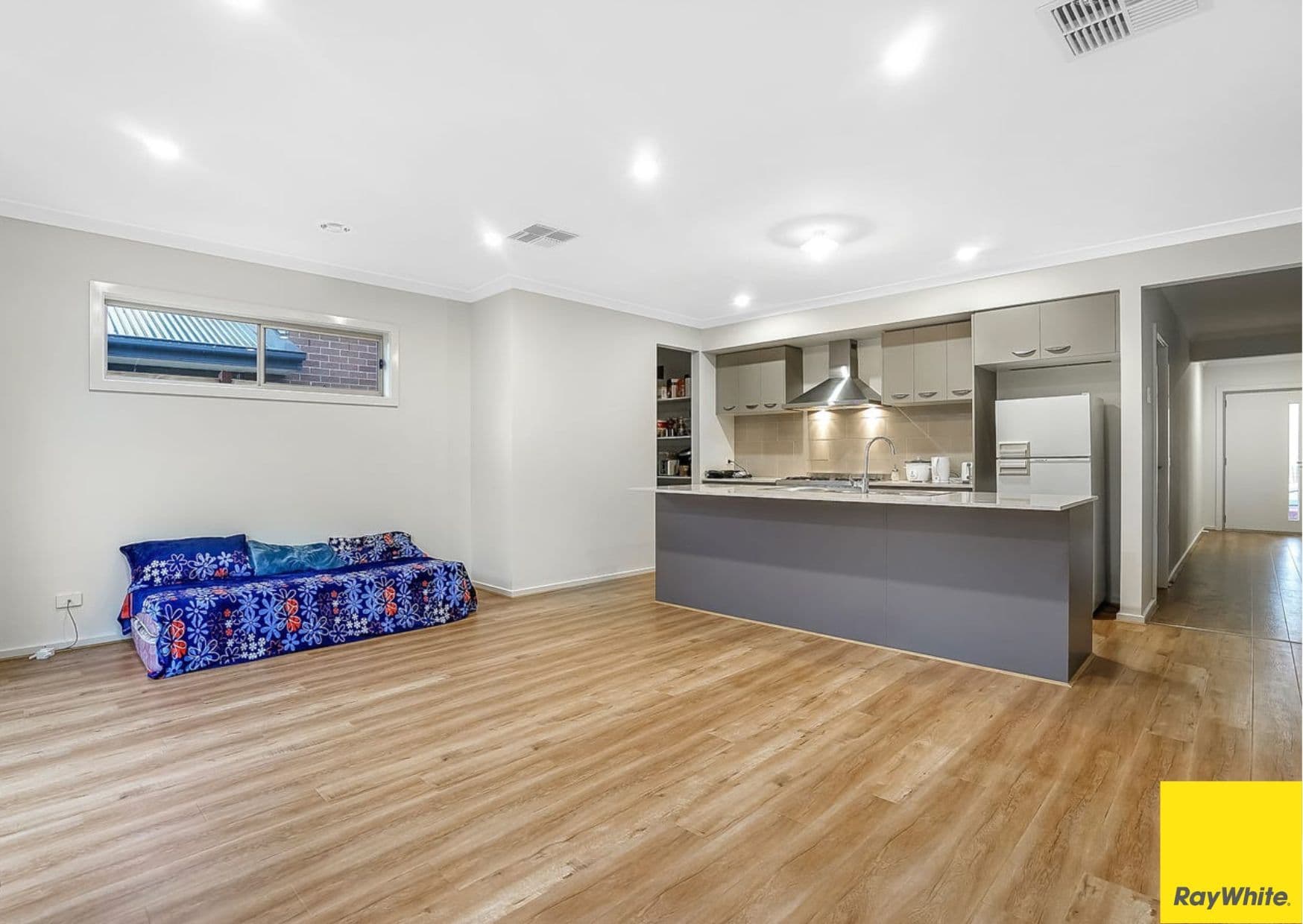 51 Perry Road, Werribee VIC 3030, Werribee - Thumbnail 4