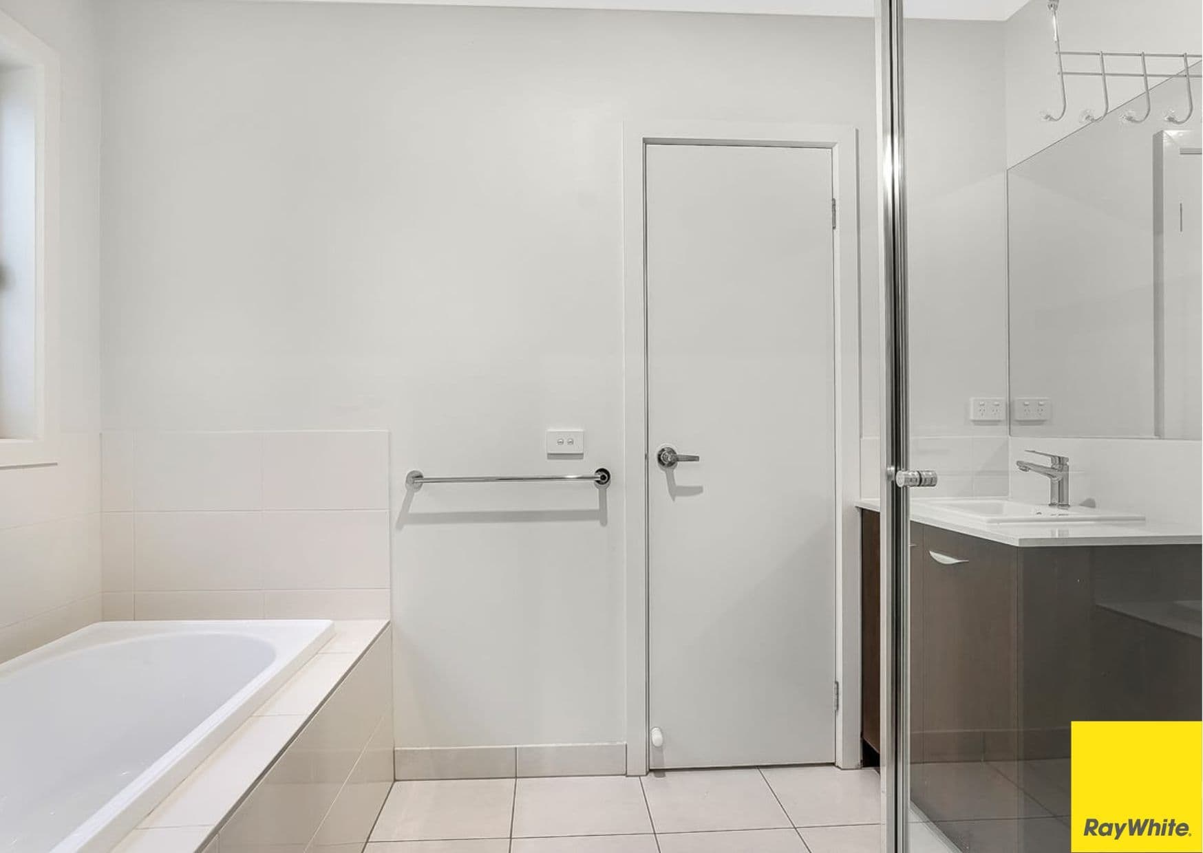 51 Perry Road, Werribee VIC 3030, Werribee - Thumbnail 8