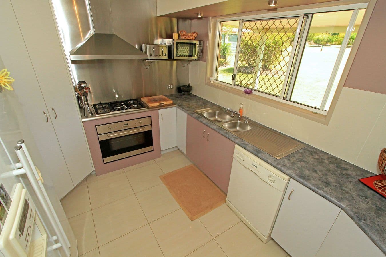 18 Vaughans Road, INVERNESS QLD 4703, Inverness - Thumbnail 4